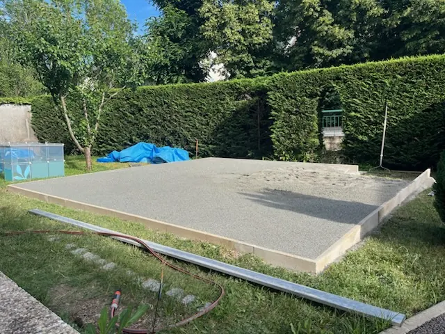 Préparation d’une surface de jardin avant aménagement